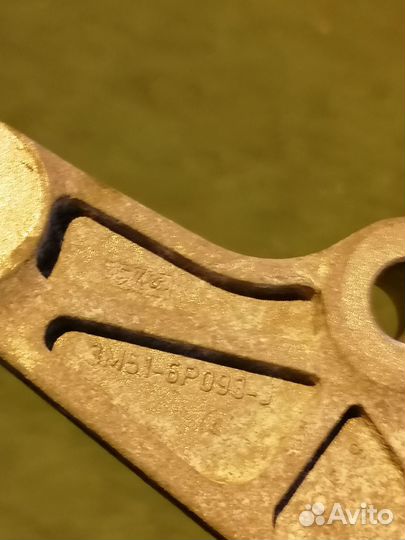 Опора кпп (подушка) задняя 3M51-6P093-J Volvo S40