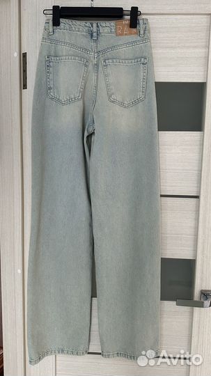 Джинсы женские