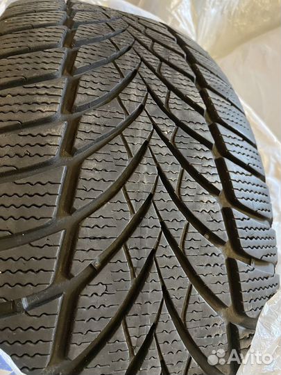 Goodyear Ultra Grip Ice Arctic 2 215/55 R17 98T