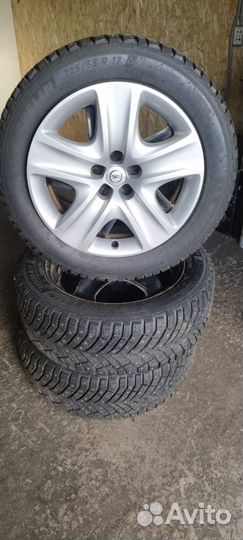 Michelin X-Ice North 4 225/55 R17