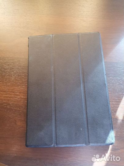 Планшет Lenovo tab4 10