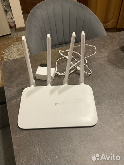 Wi-Fi роутер Xiaomi Mi Wi-Fi Router 4A RU