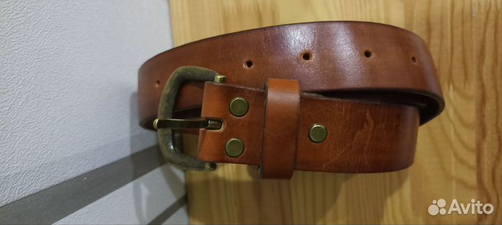 Мужской кожаный ремень ручной работы