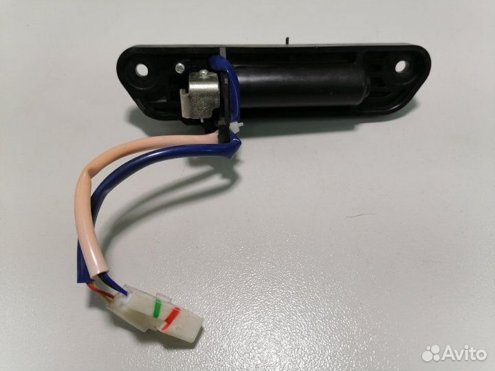 Кнопка открывания багажника задняя Mitsubishi