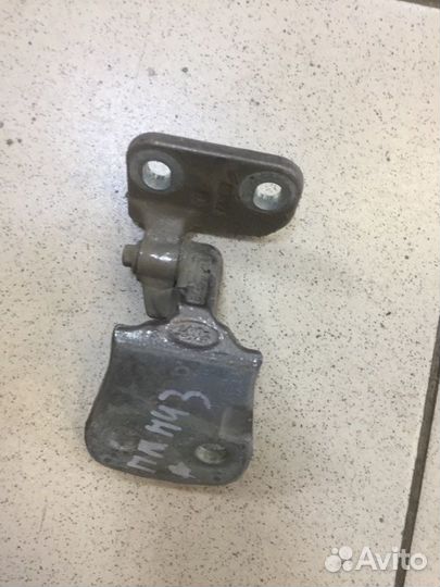 Петля двери передняя Land Rover Discovery 4 306DT