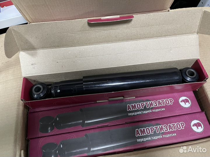 Новый амортизатор масляный на Газель 3302