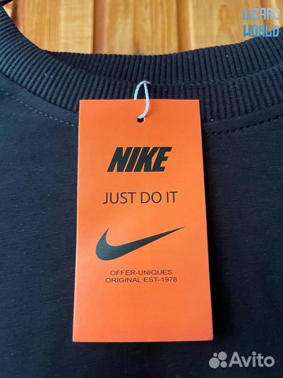 Свитшот Nike