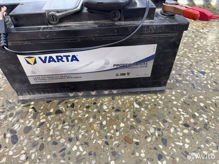 Аккумулятор AGM Varta