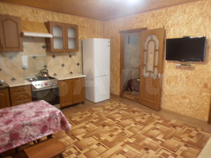 Дом 48 м² на участке 3 сот.