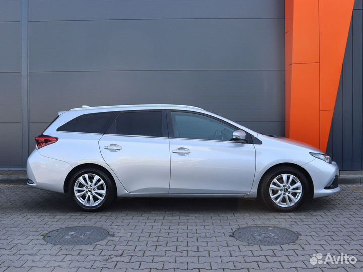 Toyota Auris 1.2 CVT, 2018, 77 317 км