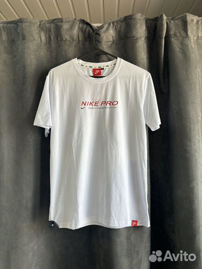 Футболка Nike