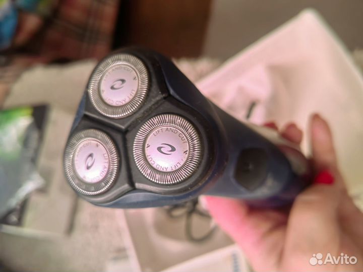 Бритва электрическая philips