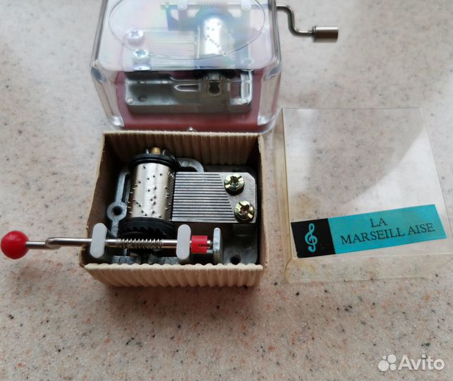 Сувенир Мини-шарманка механич.: Франция, Англия