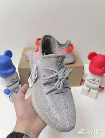 Кроссовки Adidas yeezy Boost 350 V2