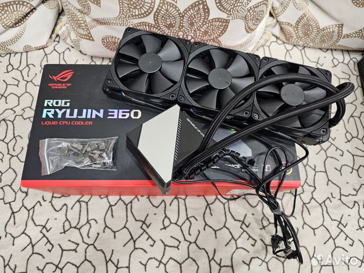 Asus ROG Ryujin 360 (Как новая)