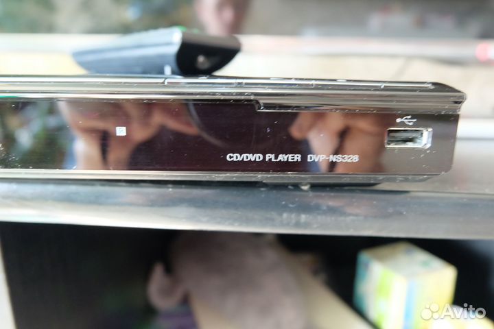 Sony CD/DVD player DVP-NS328