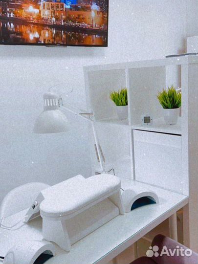 Аренда места для мастера маникюра