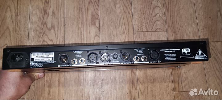 Behringer ultragraph PRO FBQ1502