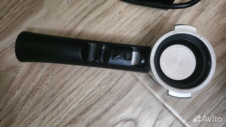 Кофеварка рожковая delonghi ec155