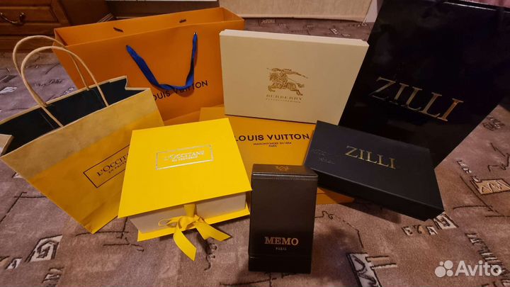 Покеты коробки от брендовые вещи