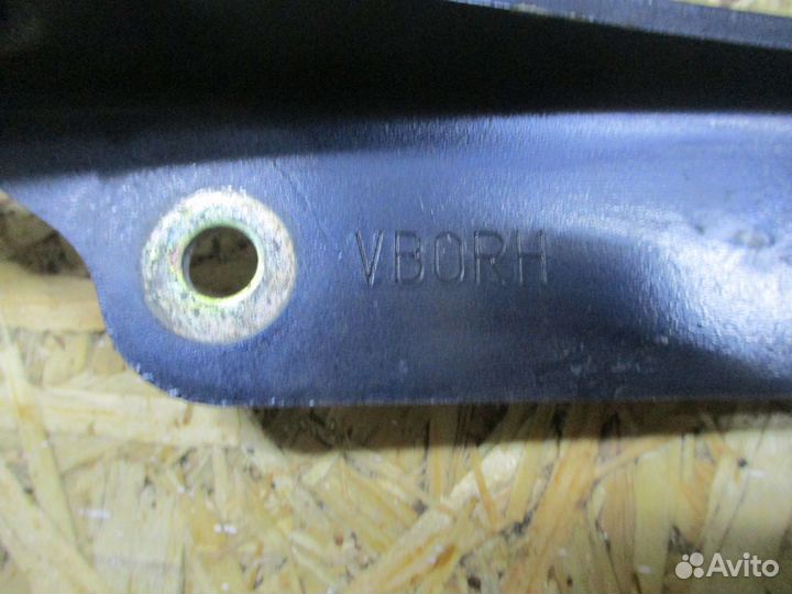 Петля капота Ниссан Патрол Y 61