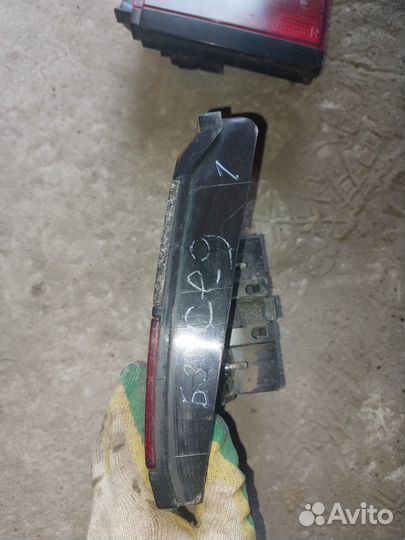 Фара задняя правая Volkswagen Passat B3 седан ориг