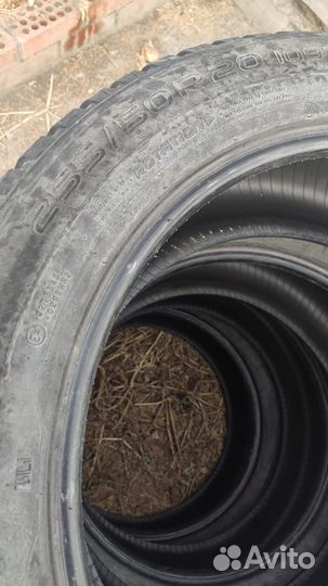 Nokian Tyres Hakkapeliitta 8 SUV 255/50 R20