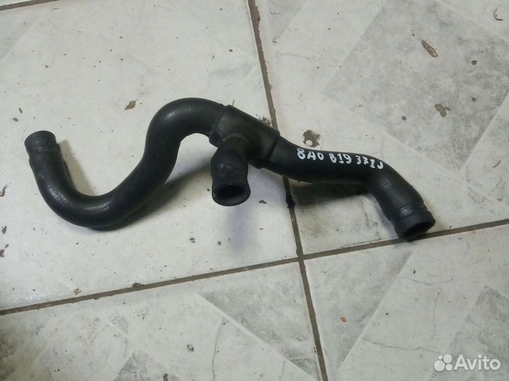 Патрубок отопителя audi 80 B4 1.9 TD AAZ