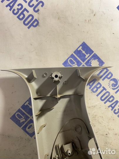 Обшивка стойки правая Ford Fusion хэтчбек 1.6 fyja