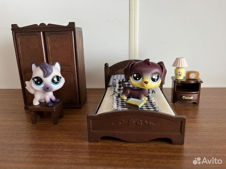 Littlest pet shop lps