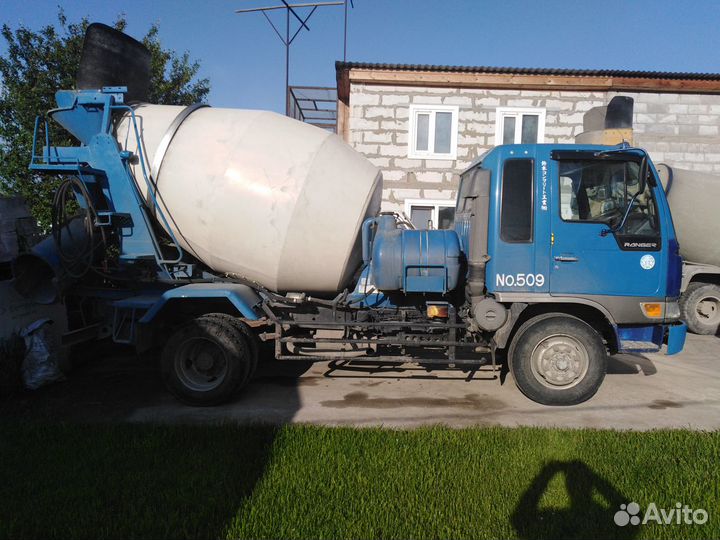 Миксера малыши до 3 м куб