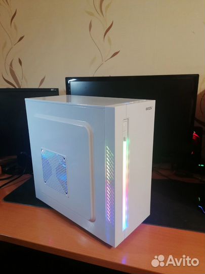 Игровой пк белый