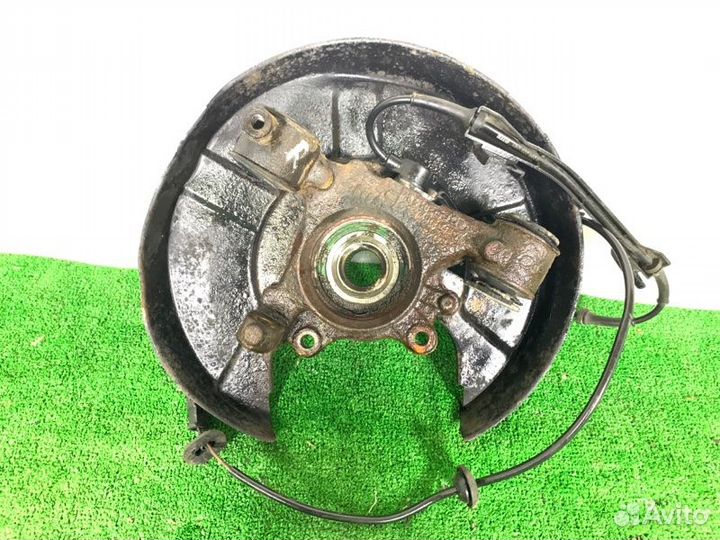 Кулак поворотный задний правый Audi A6 C5 ASN 3.0