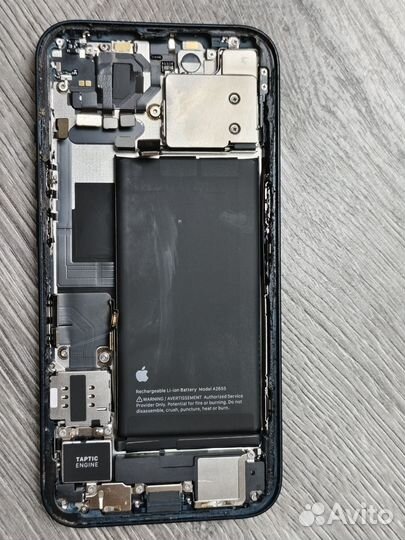 Корпус на iPhone 13