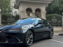 Lexus ES 3.5 AT, 2019, 117 000 км, с пробегом, цена 4 550 000 руб.