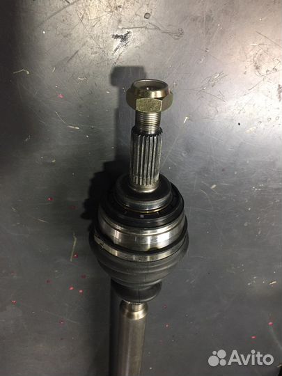 Привод левый renault logan