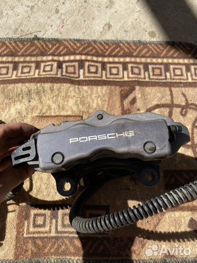 Задние суппорты Porsche Cayenne Brembo