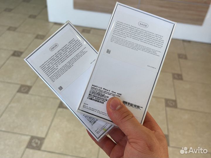 Телефон iPhone X 256