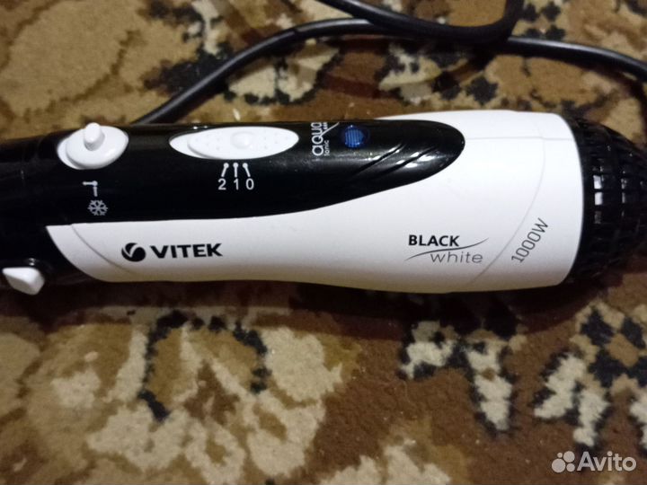 Фен щетка vitek