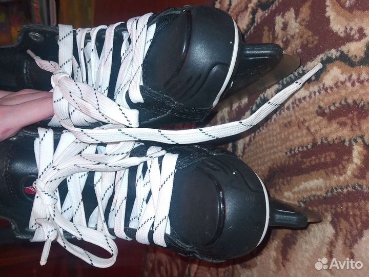 Коньки хоккейные larsen 31 размер б/у