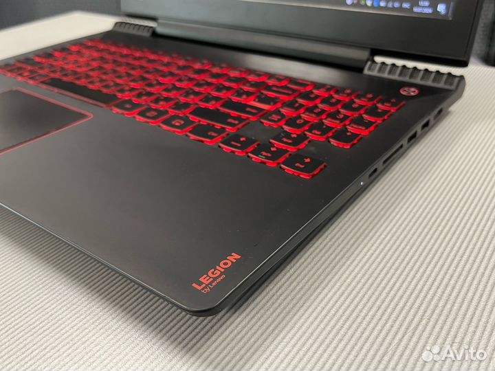 Lenovo Legion(core i7-7700/16gb/gtx1050 4гб)