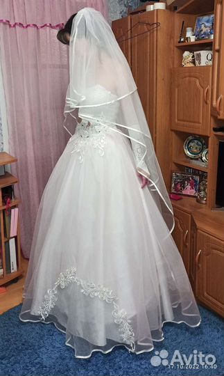 Свадебное платье