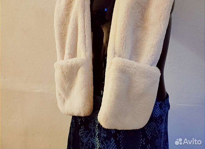 Шапка с ушками детская плюшевая новая варежки