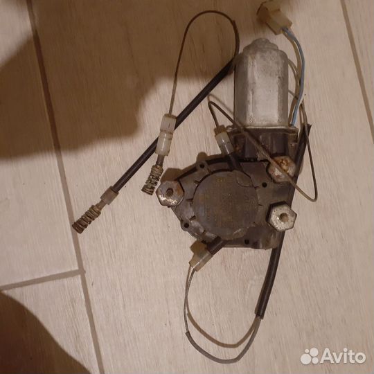 Моторчик стеклоподъемника ваз 2109,audi80b3 форсун