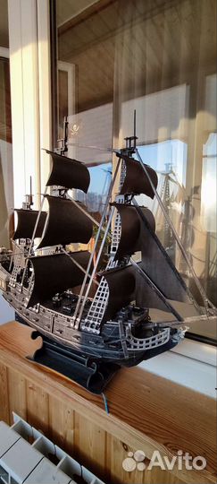 Корабль модель