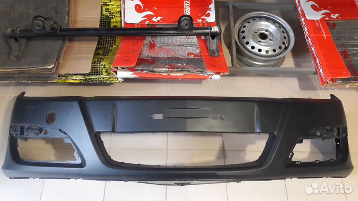 Бампер передний Опель Астра Н 1400303