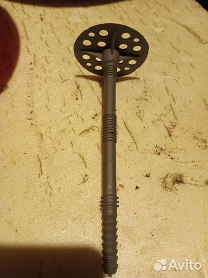 Дюбель для теплоизоляции