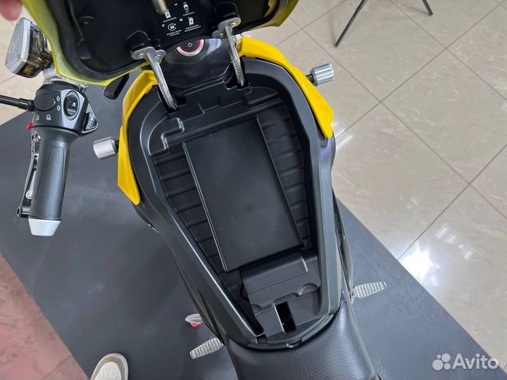 Мотоцикл электрический Super Soco TC Max