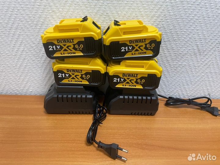 Аккумуляторный набор dewalt 4 в 1