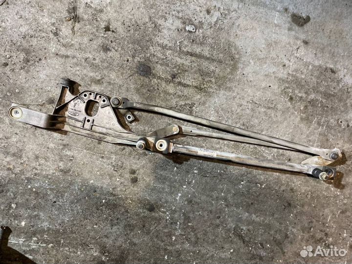 Трапеция стеклоочистителей Ford Focus 2